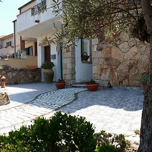 Alojamento de Acomodação e Pequeno-almoço Bed & Breakfast Mare Isole, La Maddalena (Sassari)